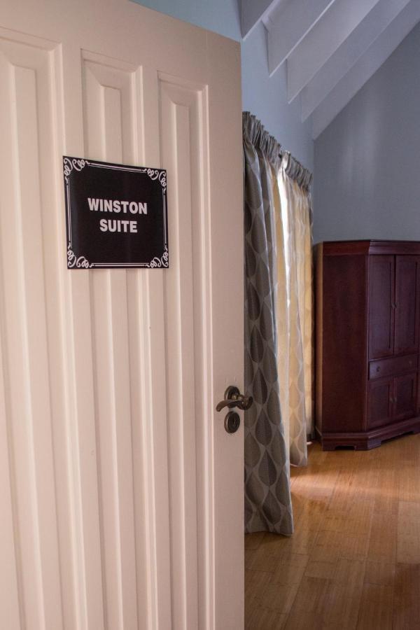 Churchill House Хиллкрест Экстерьер фото